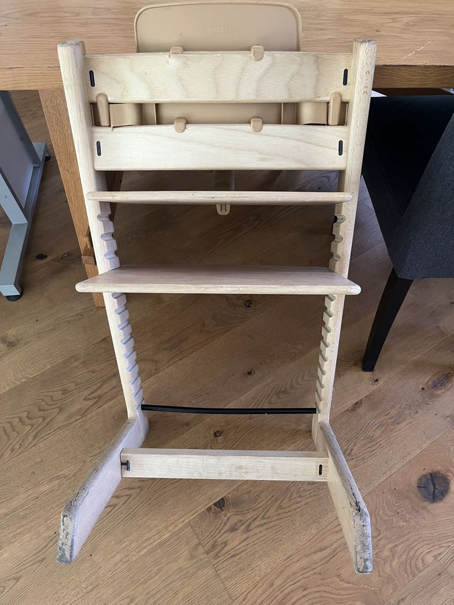 Stokke Chaises hautes: Stokke Tripp Trapp mit Babyset!! – D'occasion à Flaach par Auto6011 3