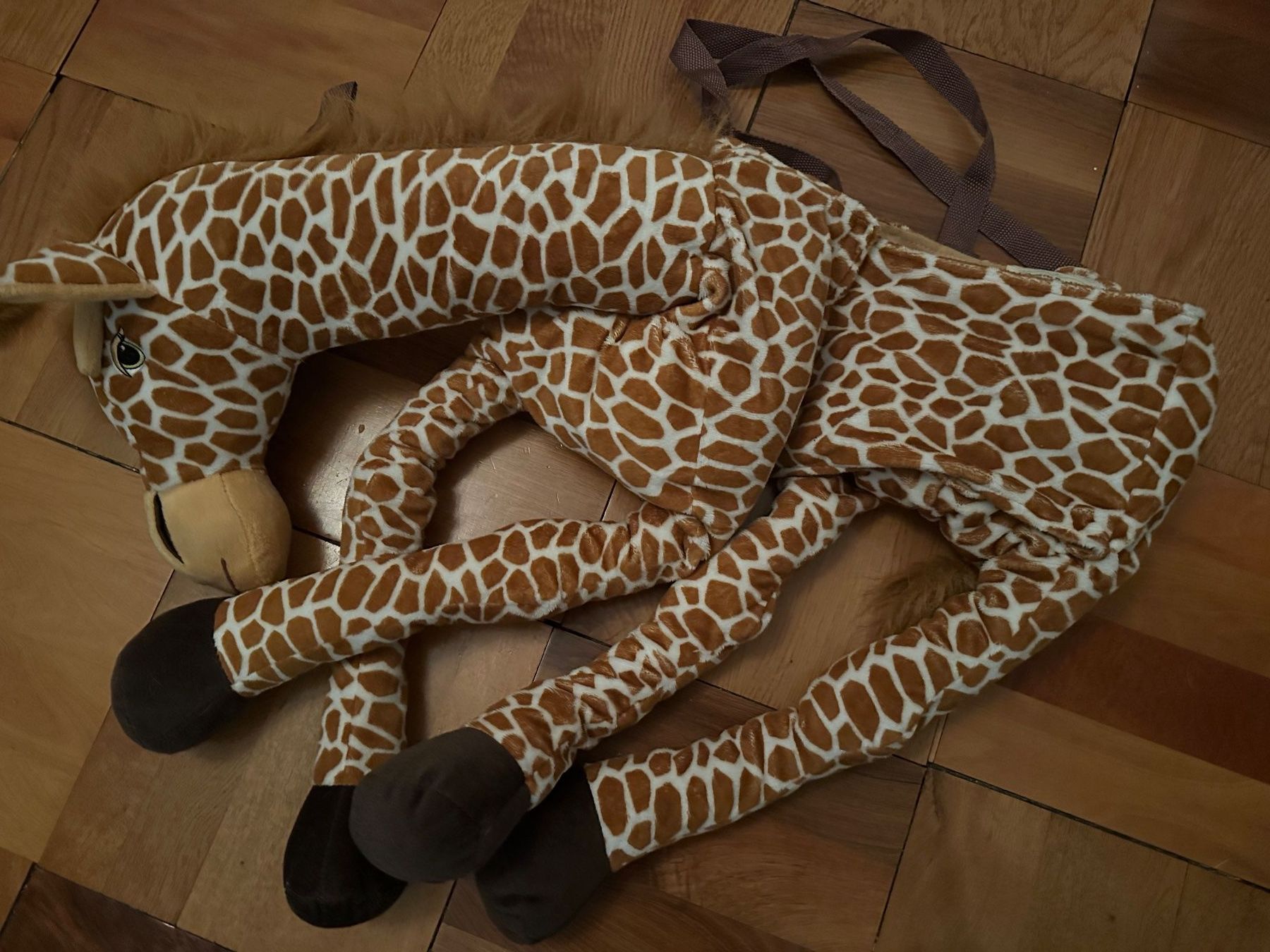 Kostüme: Déguisement girafe peluche comme neuf – Gebraucht aus Genève von Ahkmenrat