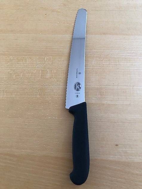 Coltelli da cucina: Victorinox Küchenmesser neu – Nuovo e nell'imballaggio originale da Altbüron venduto da zet_pnw5 1