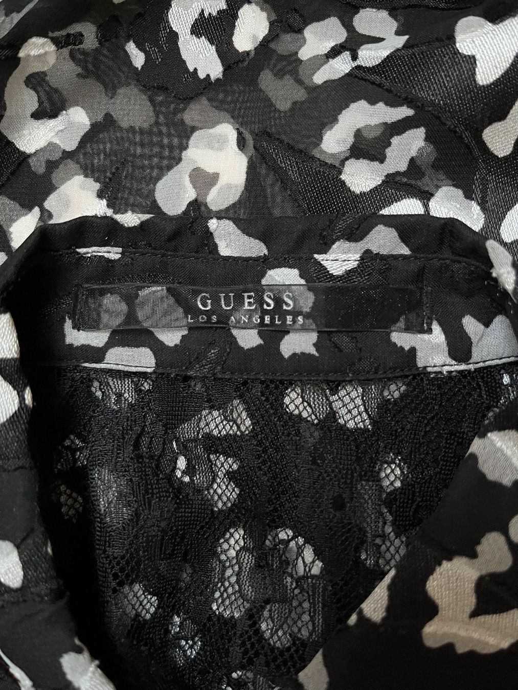 Guess Camicette: Guess Bluse Grösse XS – Nuovo (secondo la descrizione) da Grafstal venduto da fynesong 5