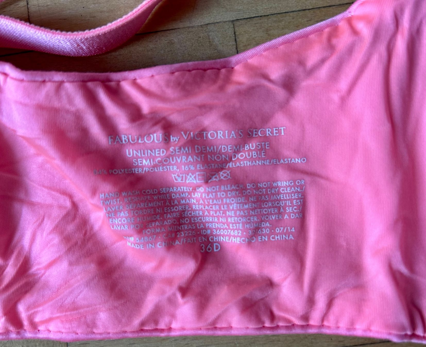 Victoria's Secret Altra biancheria intima: BH Victoria's Secret Gr. 75D – Usato da Geneve venduto da jua_b7nb 3