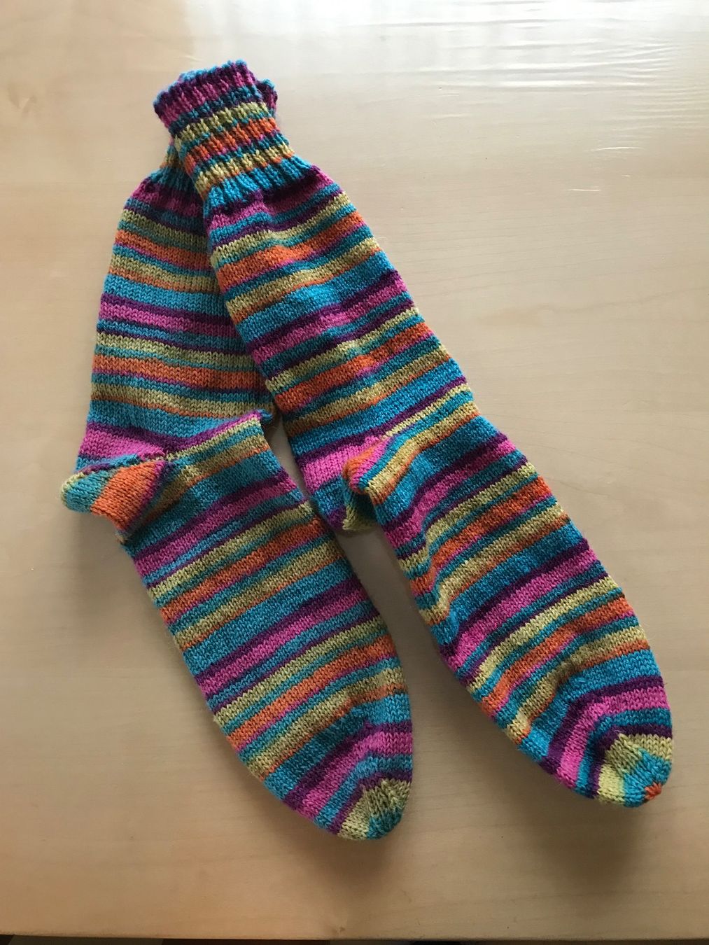 Calze: Herrensocken, Gr. 41/42Handarbeit – Nuovo (secondo la descrizione) da Mauren venduto da nfr_8pxy