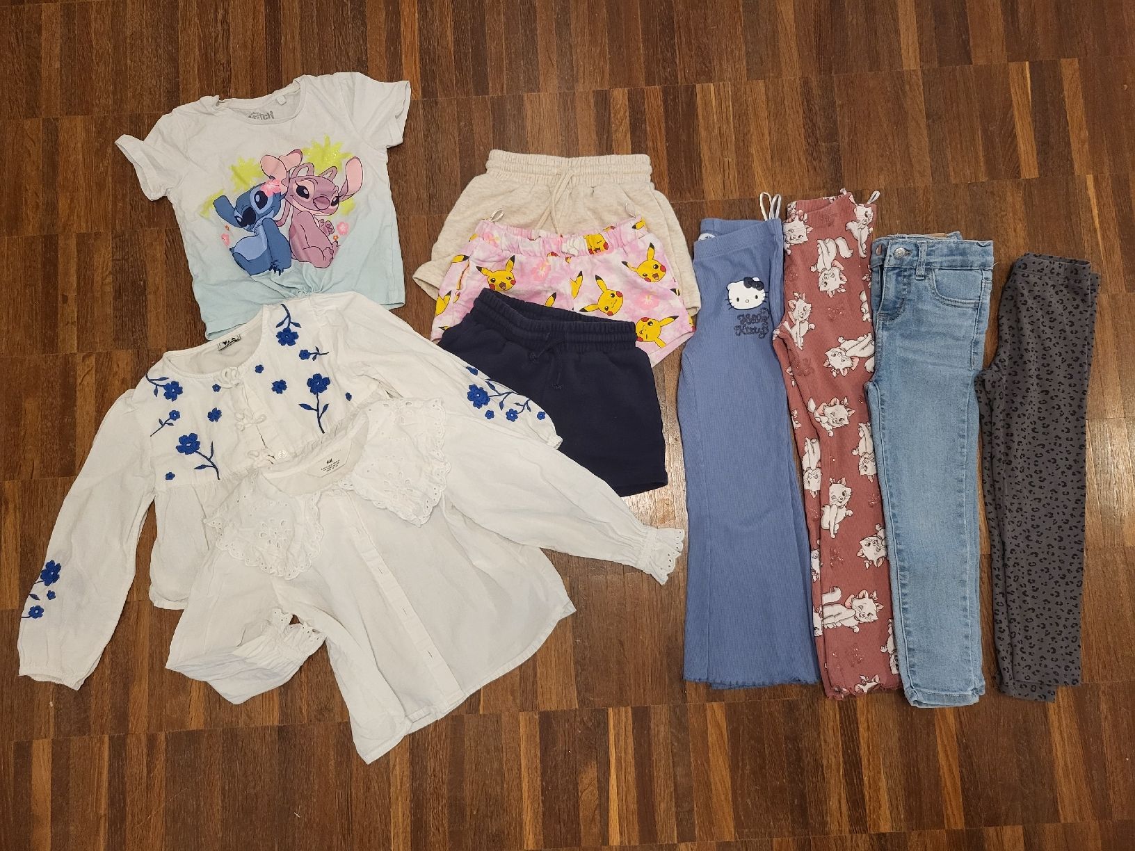 Lotti & Set di vestiti: Kinderkleider-Paket Gr. 104/110 Mädchen – Usato da Basel venduto da Ywana 4