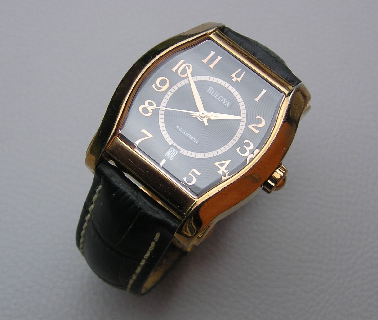 Bulova Orologi: BULOVA ACCUTRON AUTOMATIK – Usato da Grenchen venduto da Antique-hunter 6