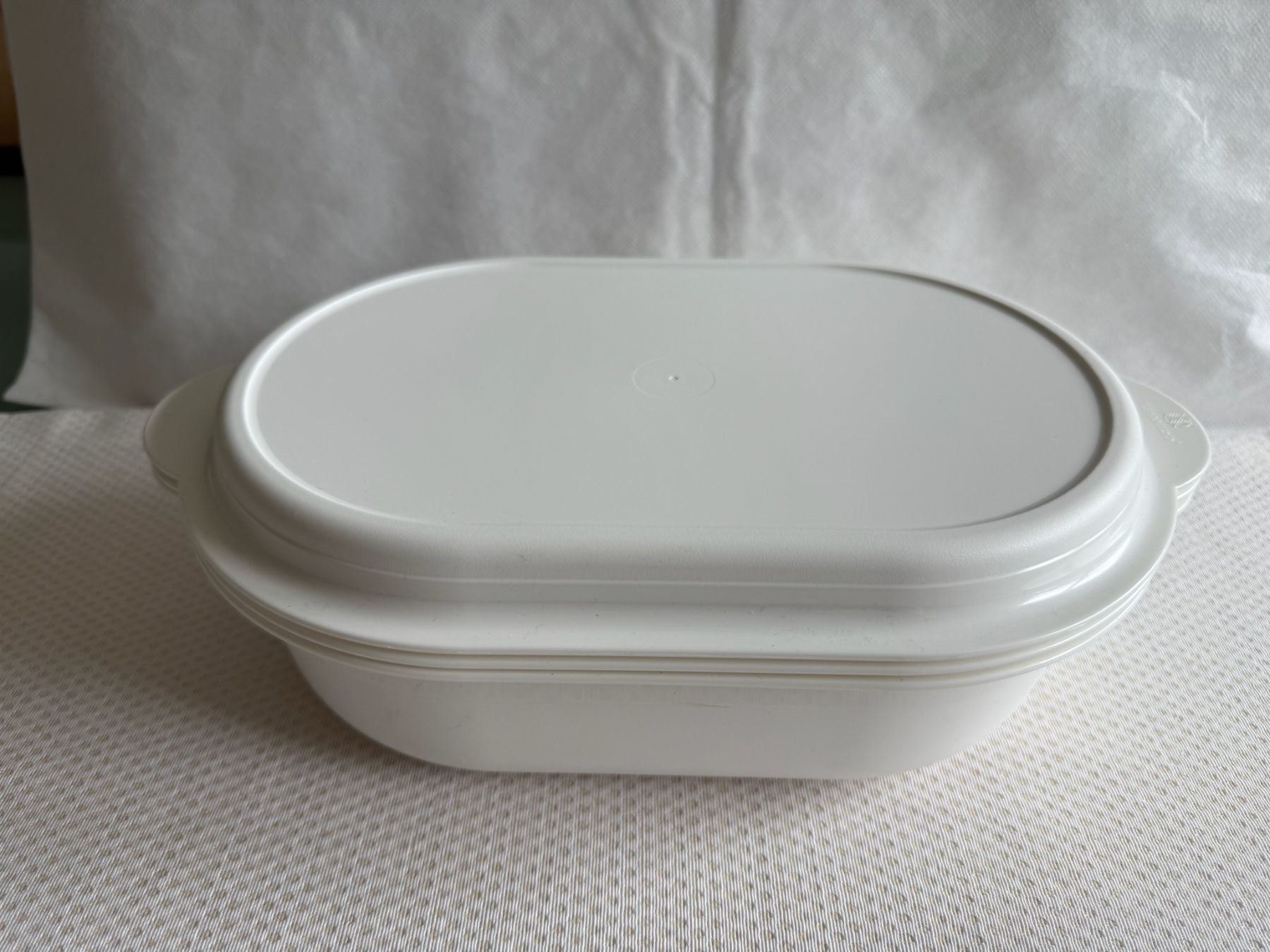 Tupperware Behälter & Ähnliches: Tupperware - Récipient et passoire – Gebraucht aus Sion von accroshoes 1