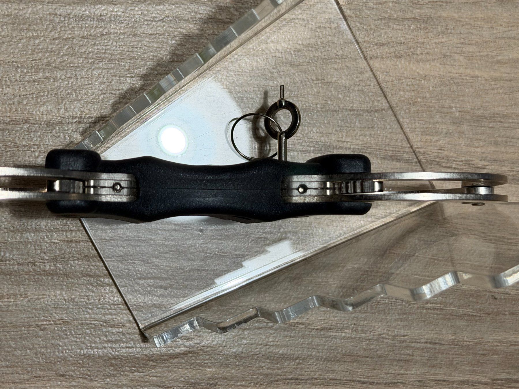 Autres événements d'entreprise et fêtes: Professionelle ASP Rigid Polizei Handschellen Cuffs starr – D'occasion à Liestal par ElektraG 4