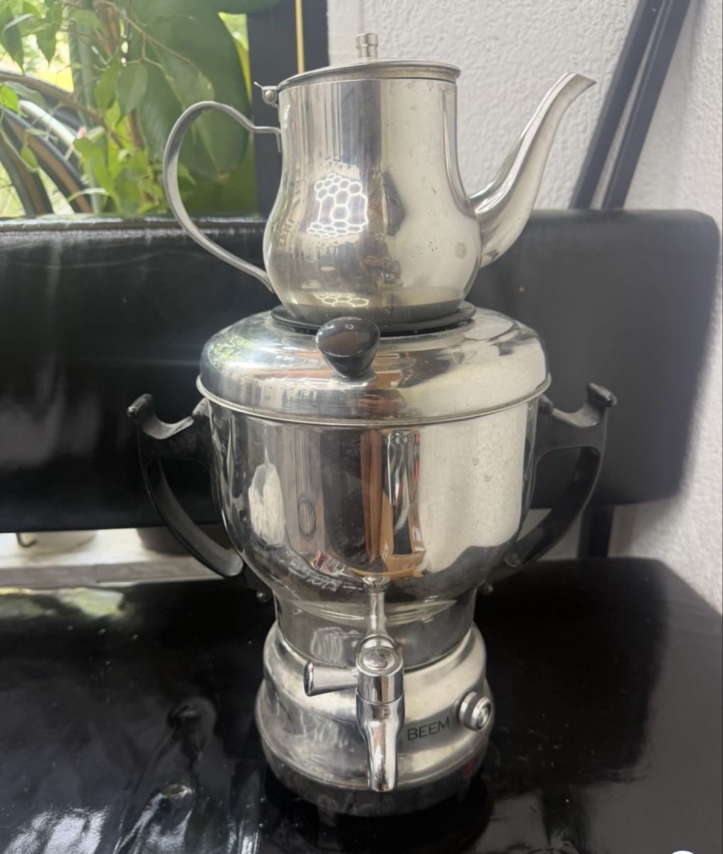 Lips Elettrodomestici da cucina: BEEM Teekocher Samowar Chrom matt gebraucht – Usato da Baden venduto da bar_cjc2