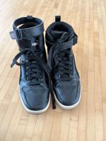 Schwarze Puma Sneaker, Gr. 38 hoch