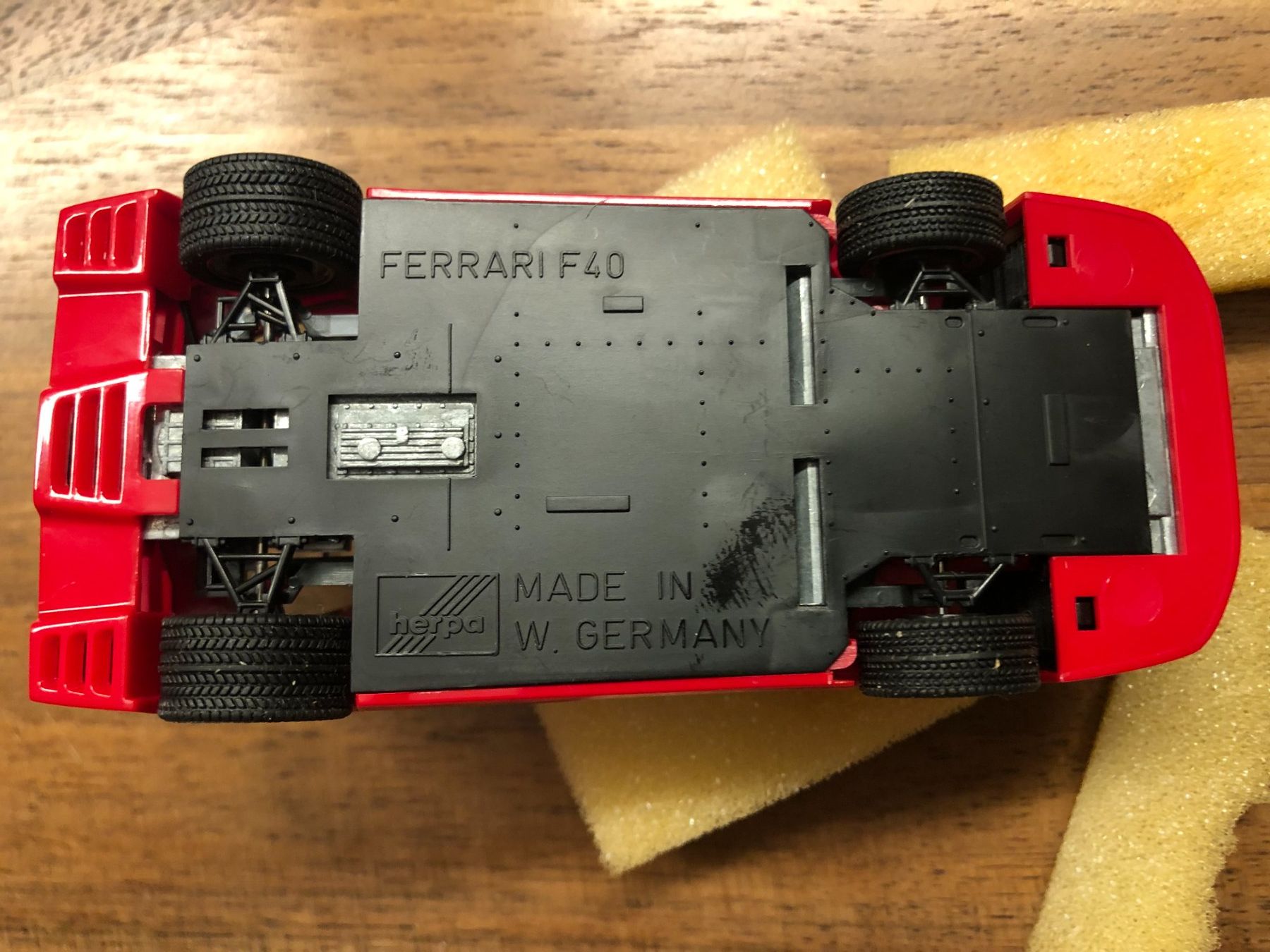 Ferrari Modellini d'auto: Ferrari F40 von Herpa – Usato da Wängi venduto da simca76 1