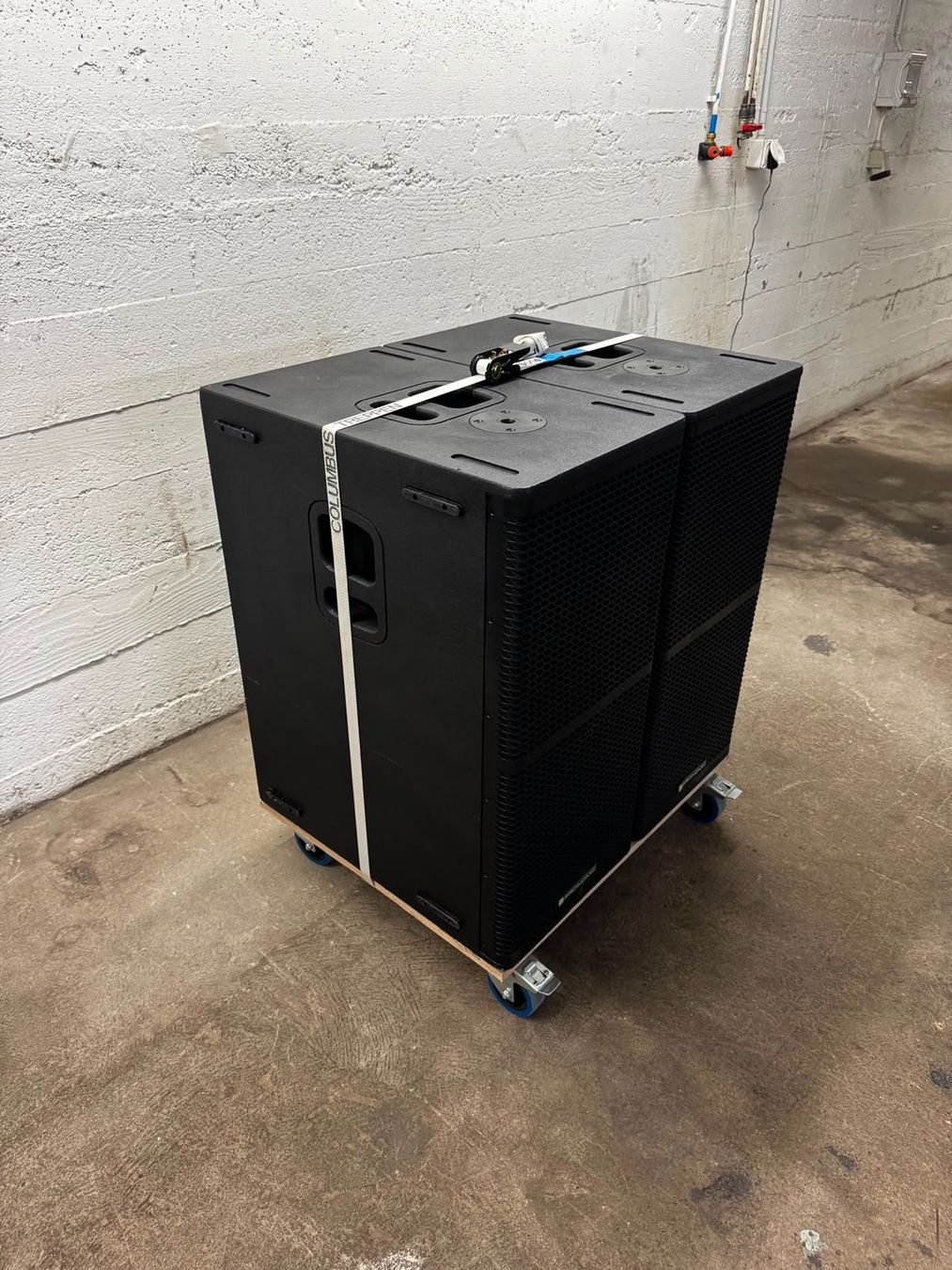 Casse acustiche: Komplettes Pronomic V-Array Line Array – 16 Tops / 2 Subs / – Usato da Wängi venduto da Starlight-Show 5