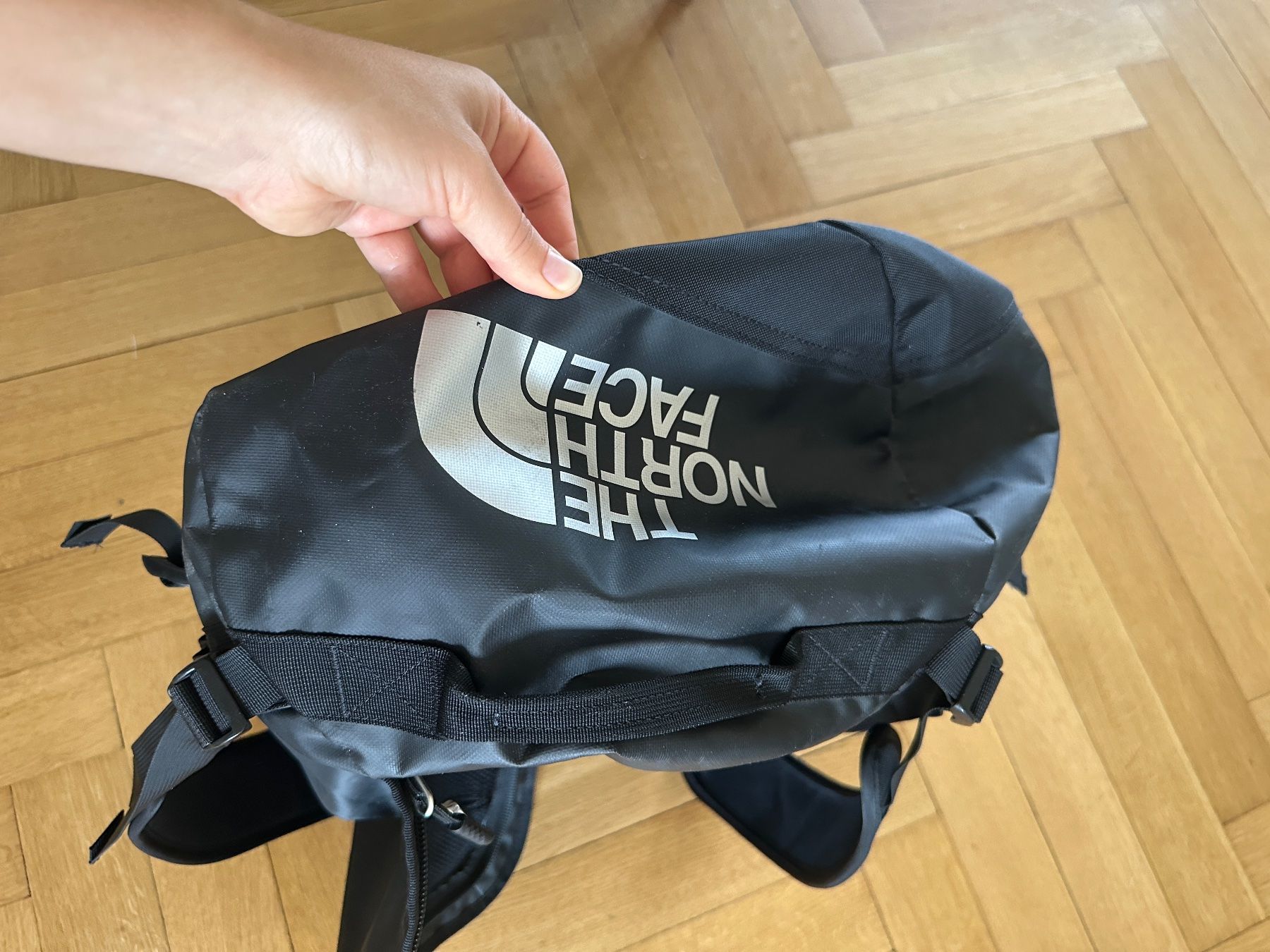 North Face Rucksäcke: The North Face Duffel Bag S schwarz – Gebraucht aus Bern von KrAGinES 6