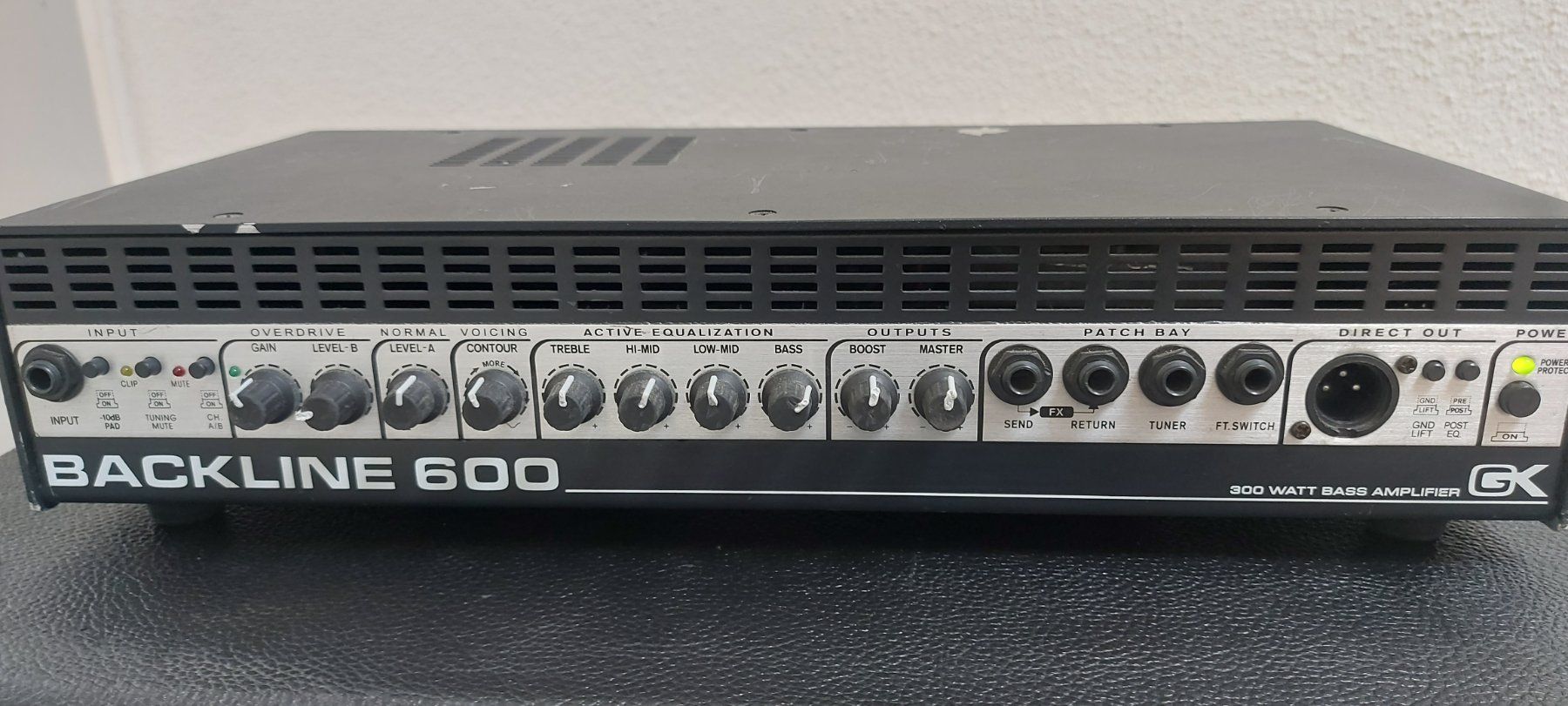 Amplificatori: Bass Amp Bundle GK Backline 600 head + Box kruger 115 BLX – Usato da Glattbrugg venduto da Swissmusik 3