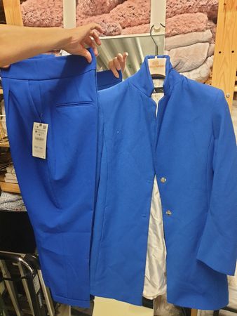 Zara Hosenanzug, Königsblau, Gr. M, Neu mit Etikett!