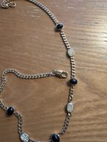 Elegante goldfarbene Hals- Kette mit schwarzen Steinen ✨