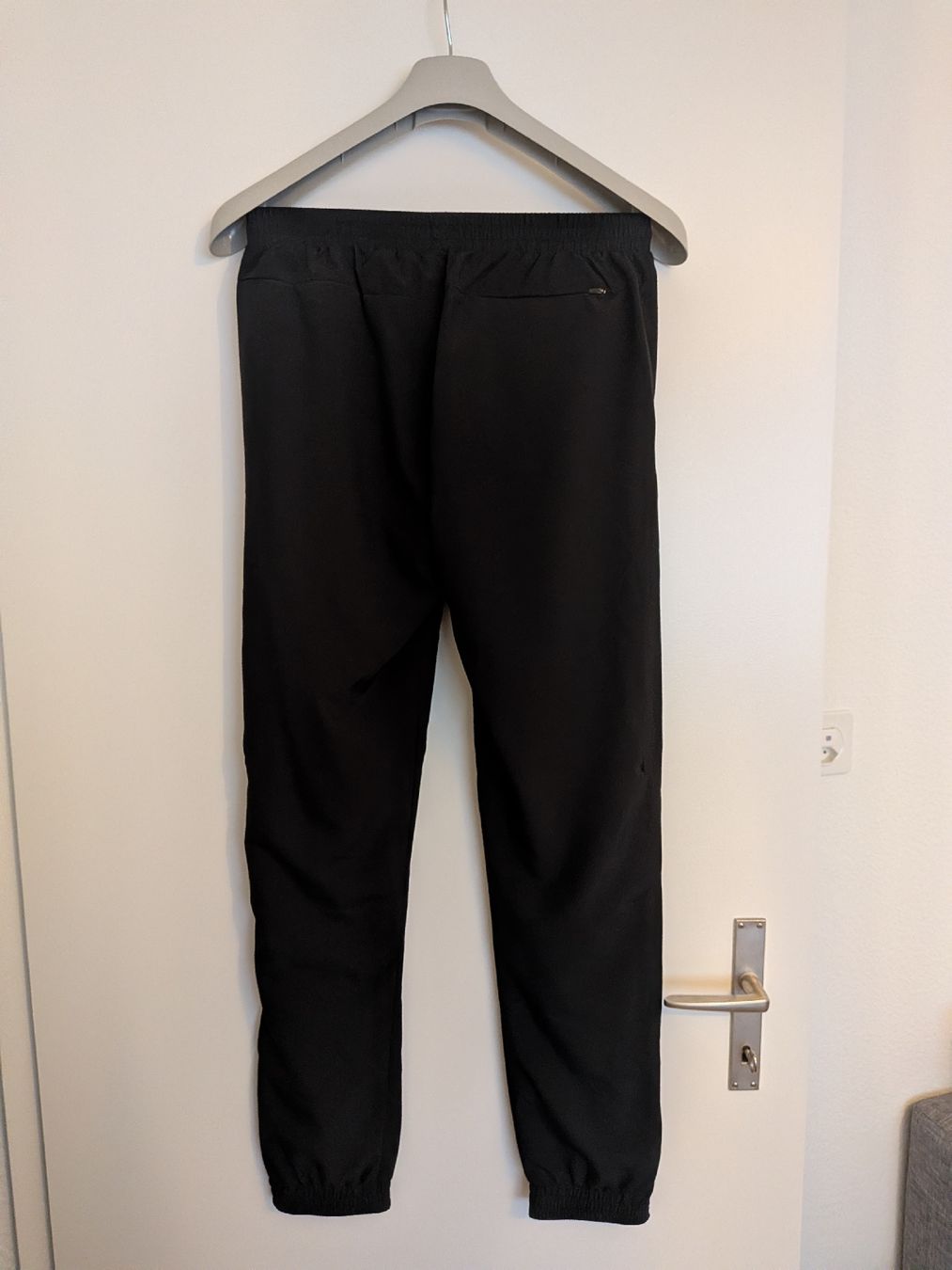 Pantaloni: Umbro Trainingshose Größe XS – Nuovo (secondo la descrizione) da Zürich venduto da spatzi5345 2