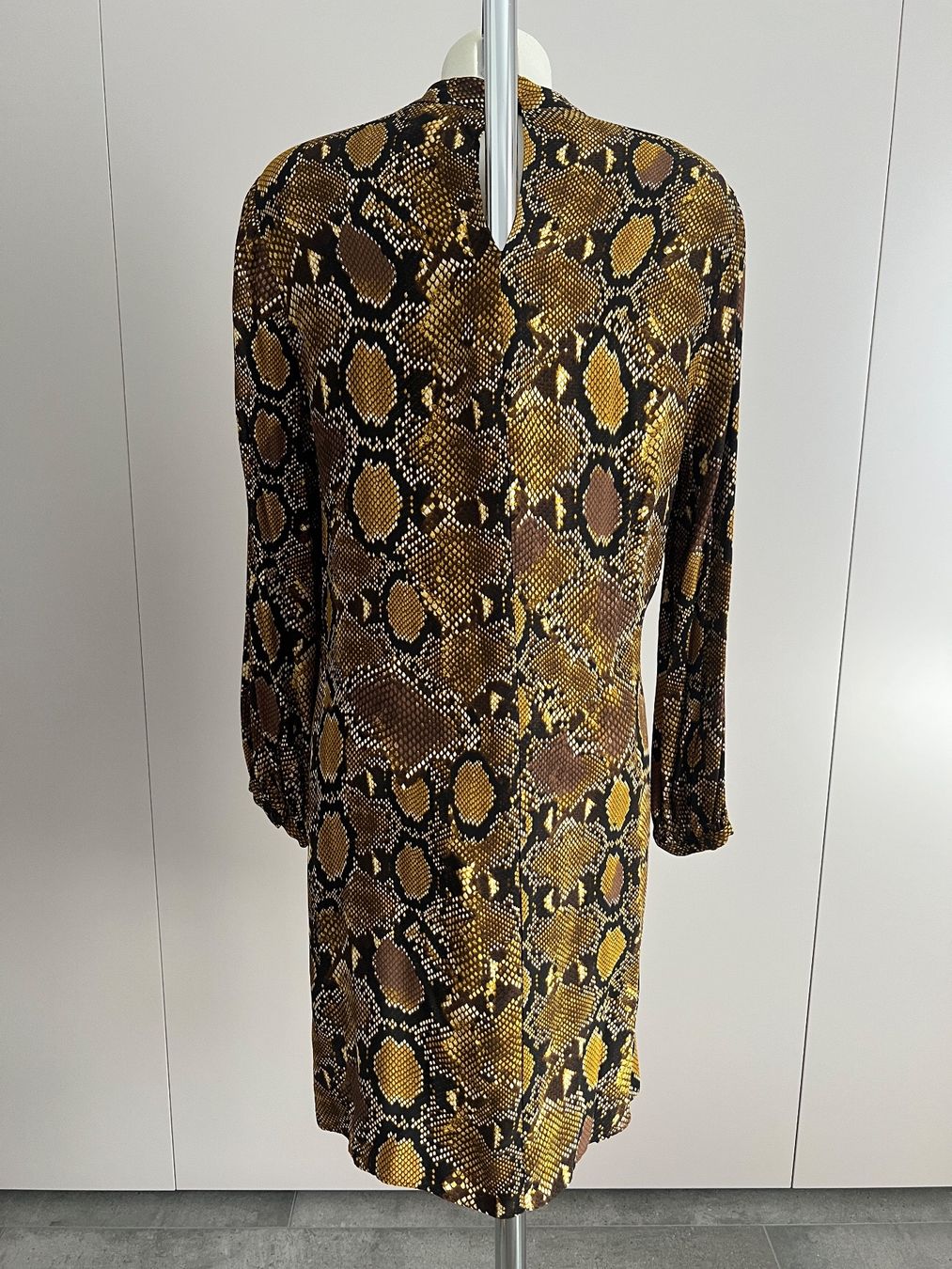 Zara Vestiti: NEW! Zara Python dress - Size L – Nuovo (secondo la descrizione) da Cama venduto da UnleashdByAna 2
