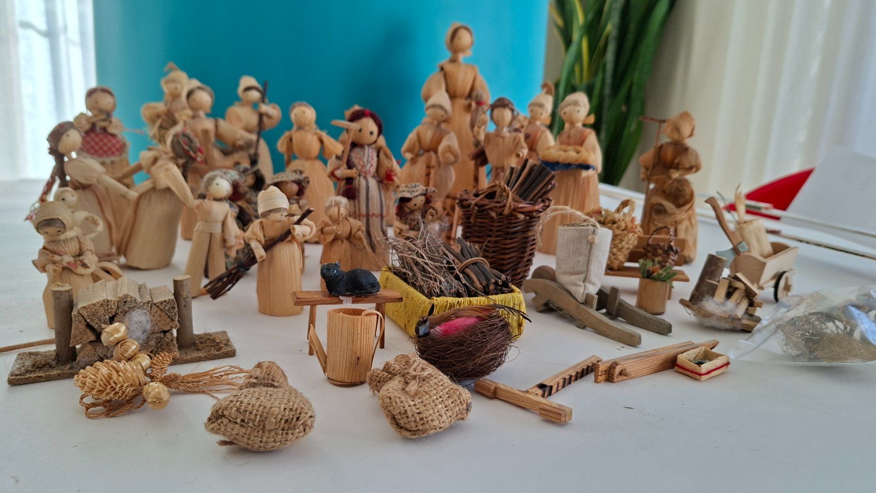 Statuette: Strohfiguren Krippenfiguren Handarbeit, Herbstdeko, Top! – Usato da Opfikon venduto da Diversamente 8