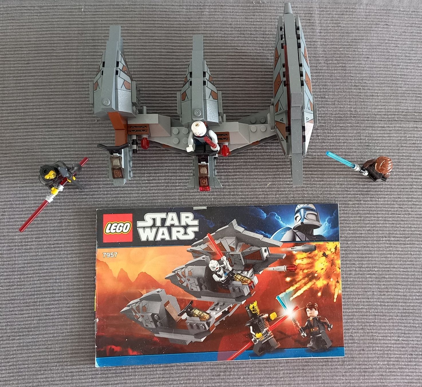 Lego Jouets: Lego Star Wars 7957 – D'occasion à Emmenbrücke par poros221 4