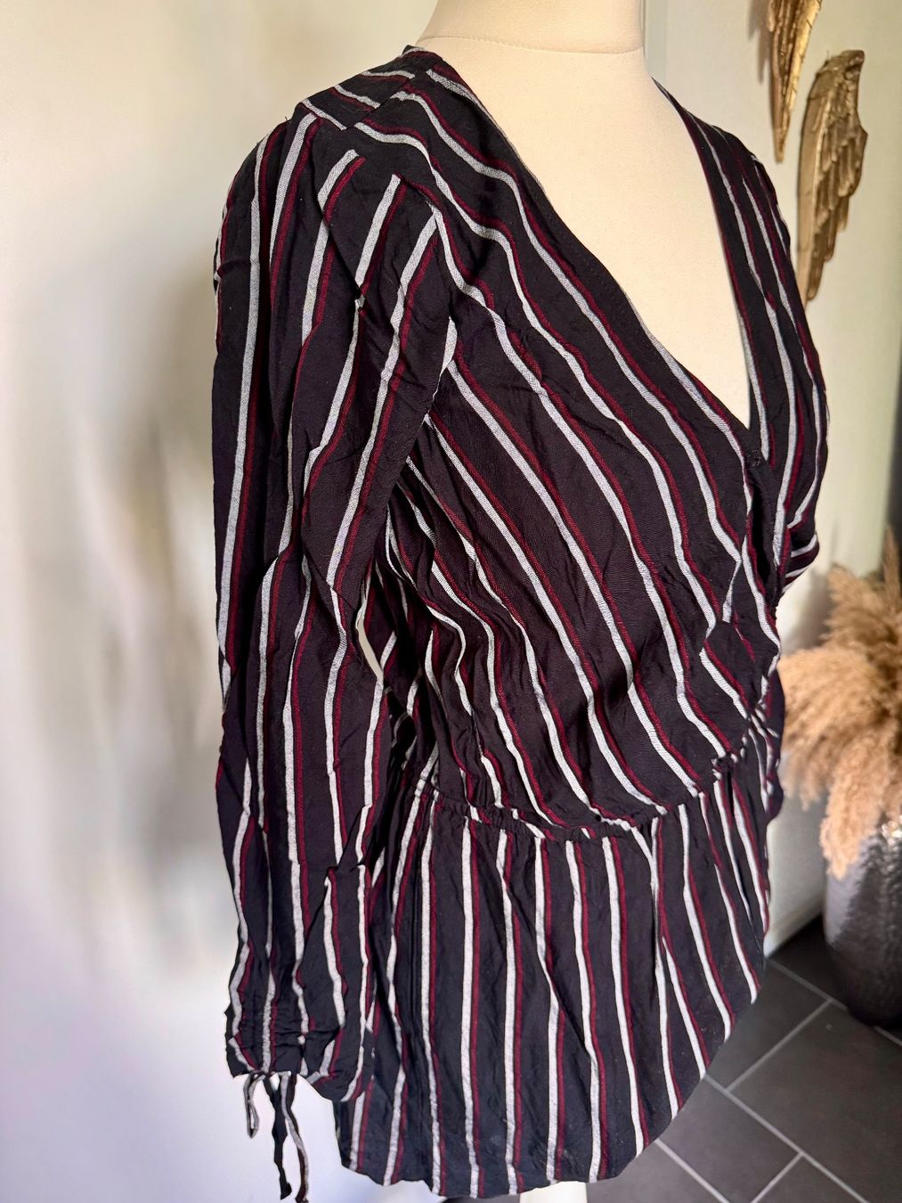 Hollister Tute: Jumpsuit Hollister gestreift Gr. S – Usato da Rothrist venduto da Fondgruebe 2
