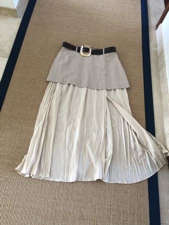 Zara rock. Gr. M. Neu!!