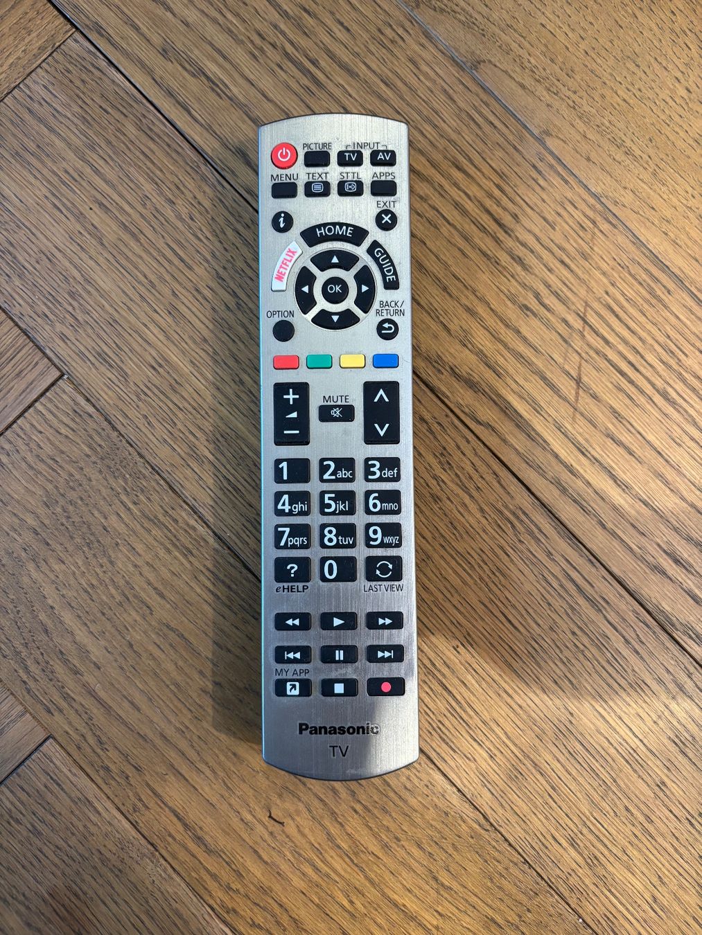 Panasonic Televisori: Téléviseur Panasonic 47 pouces – Usato da Sion venduto da Bang-OlufsenSion 6