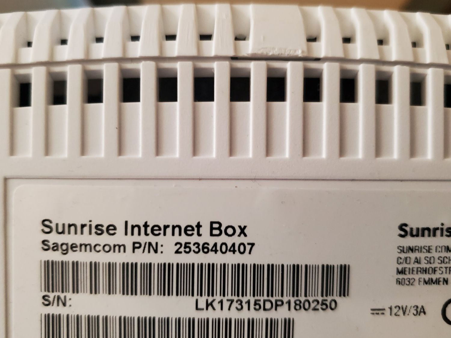 Modem & Router: Sunrise Internet Box – Usato da Rutschwil venduto da re-pariert 1
