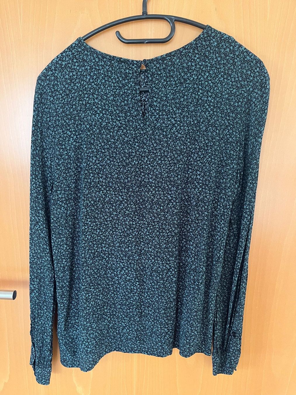 Esprit Blusen: Bluse mit Blumenmuster, Grösse M, Top Zustand! – Gebraucht aus Kreuzlingen von zwergli05 1