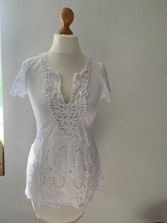 Sommerbluse mit Spitzenmuster in Gr. M (38)