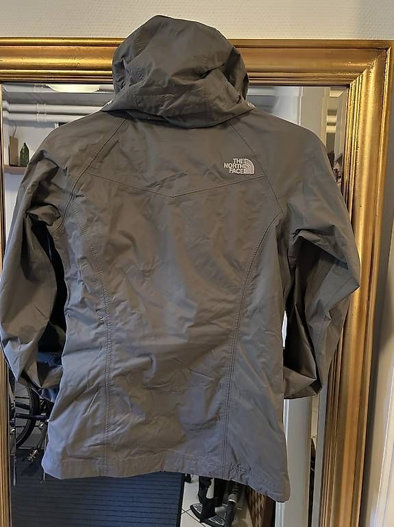 Vestes: The North Face Windjacke  – D'occasion à Basel par rit_l8k7 4