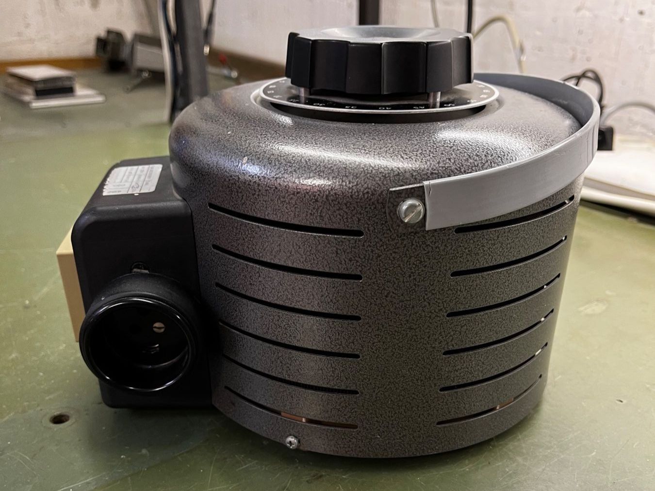 Philips Alimentation électrique: Trenntransformator 0 ... 260 Volt Philips "Variac" – D'occasion à Biel/Bienne par Daenu21 4