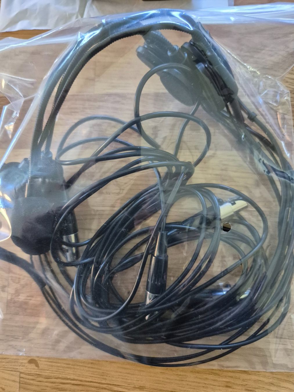 Microphones: Microfone Heatset Wireless 4- set – D'occasion à Ennetbühl par Rietbad 4