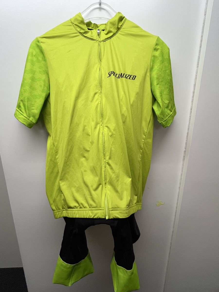 Specialized Canottiere & Pantaloni: Specialized Trikot Set Grösse L – Usato da Hunzenschwil venduto da sputnik26