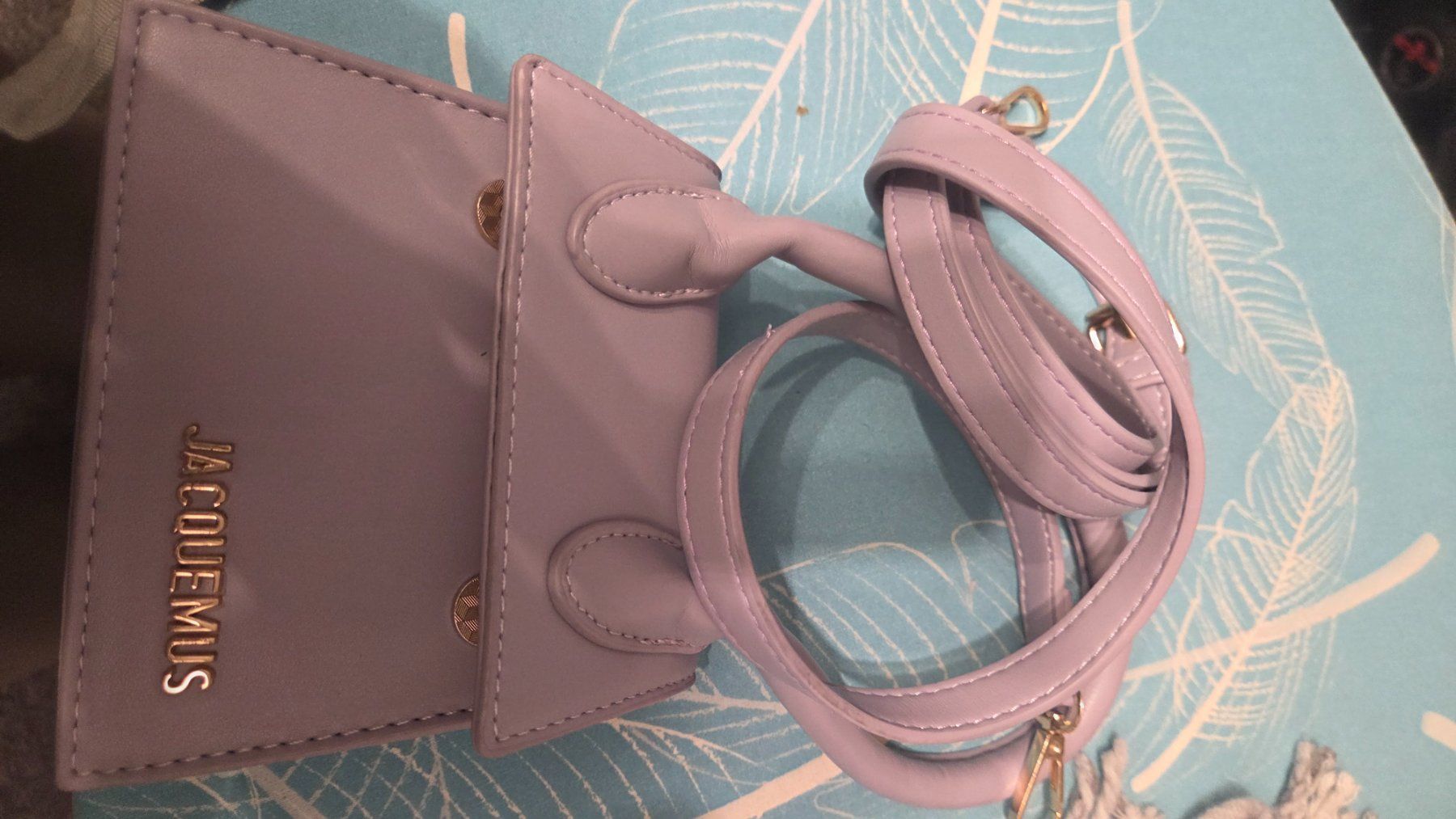 Jacquemus Sacs femmes: Jacquemus Tasche lila Mini neuwertig – Neuf (Voir description) à Sarmenstorf par bau_bml6 3