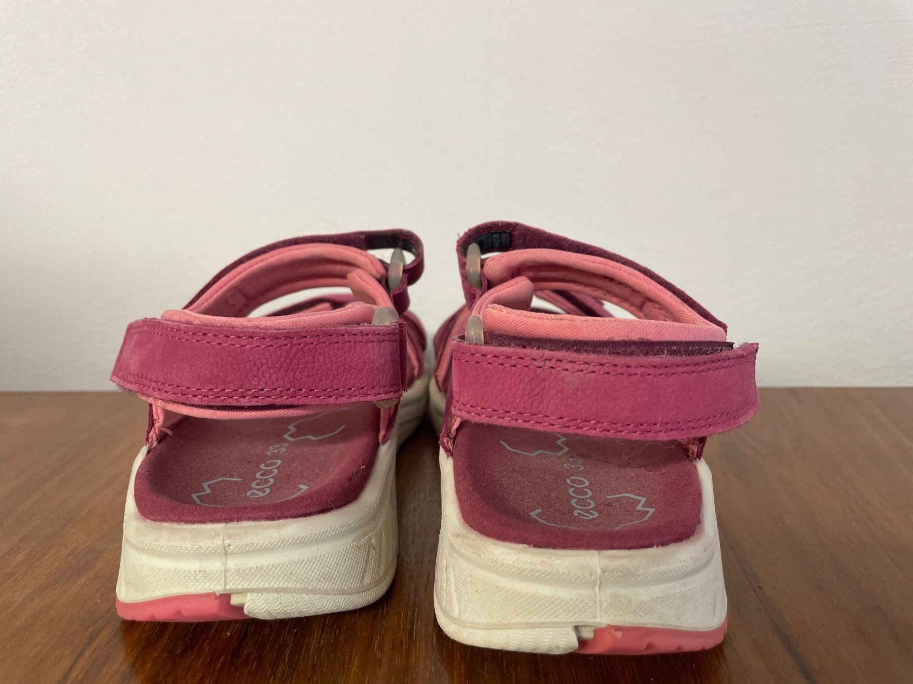Ecco Scarpe per ragazze: Rosafarbene ECCO Kinder Sandalen Gr. 33 – Usato da Frasnacht venduto da GracyStore 1