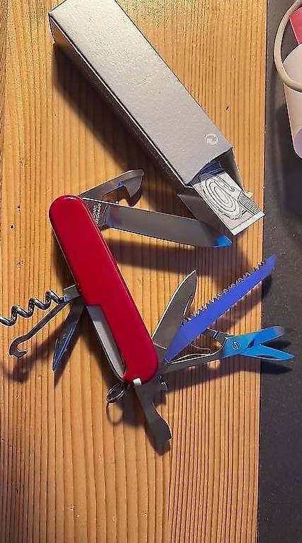 Victorinox Coltelli tascabile: Victorinox Huntsman NEU – Nuovo e nell'imballaggio originale da Bilten venduto da apollo_75 1