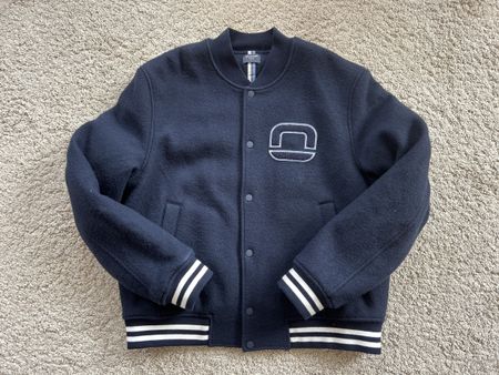 College-Jacke, Grösse L, Olymp, neuwertig und warm