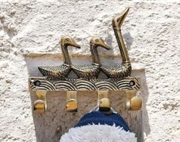 Porte-manteau mural en bronze, 4 crochets, canards