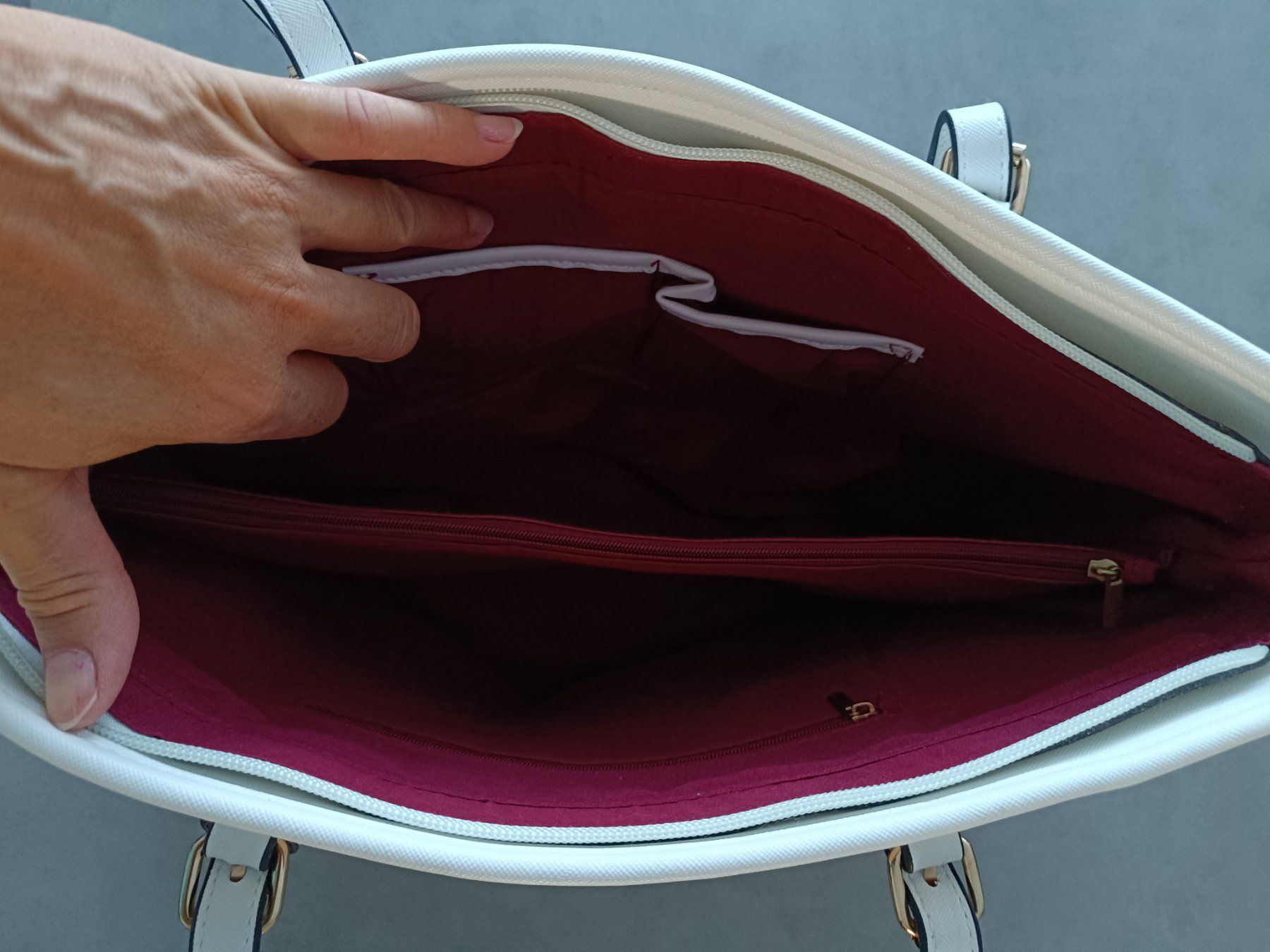 Borse da donna: Handtasche gestreift schwarz weiss – Usato da Wohlen AG venduto da Fabe3 4