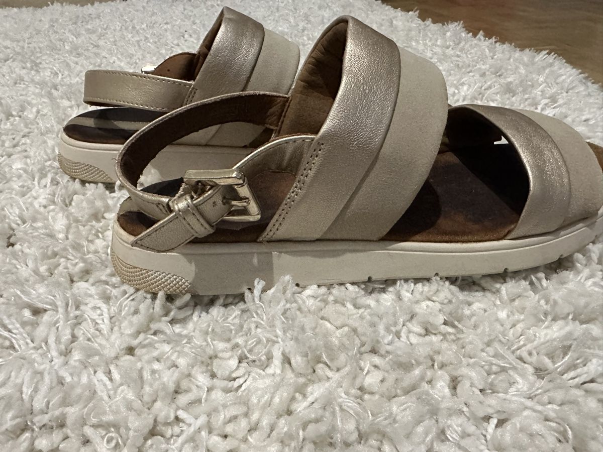 Geox Scarpe da donna: Stylish Geox Sandals 39 – Usato da Genève venduto da alyonavinogradova 3