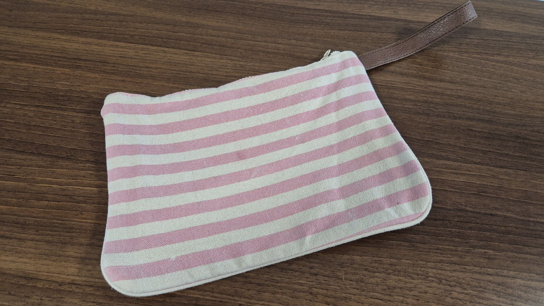 Kosmetikkoffer: Saint Barth Pochette – Gebraucht aus Oberentfelden von Principessa75 1