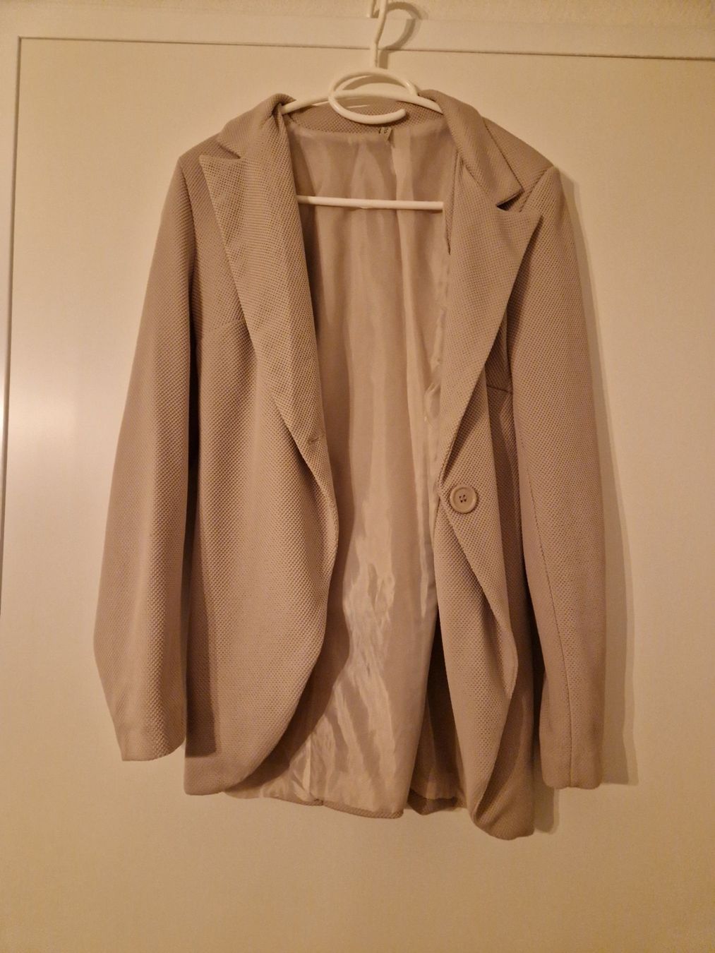 Giacche: Blazer beige in grösse M – Usato da Sursee venduto da saj_5rfk