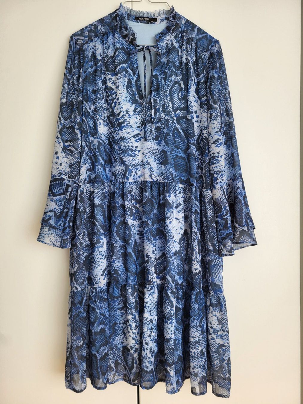Vestiti: MARC AUREL Kleid, Gr.38 - Schlange Muster, Blau – Usato da Baar venduto da clar6