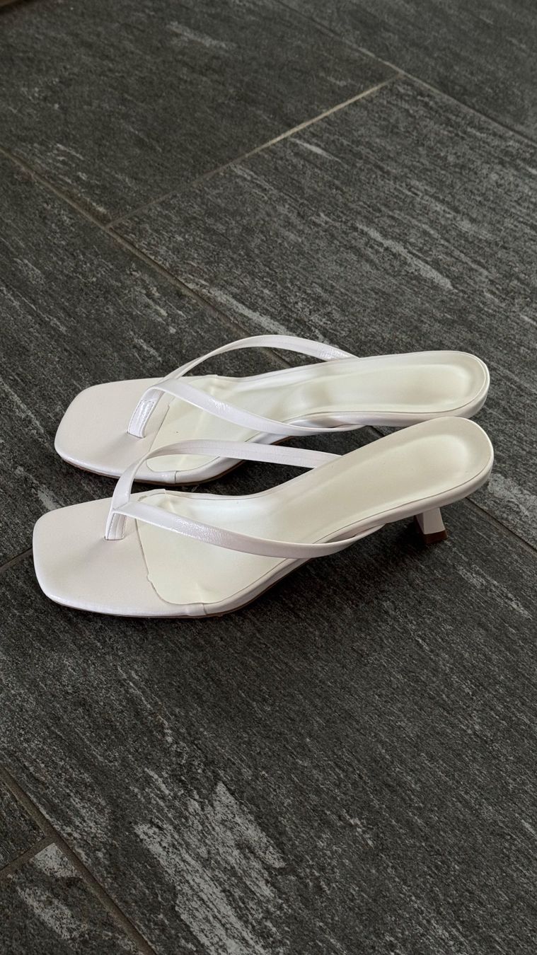 Scarpe da donna: High heels flip flips – Usato da Buochs venduto da sab_vj5b