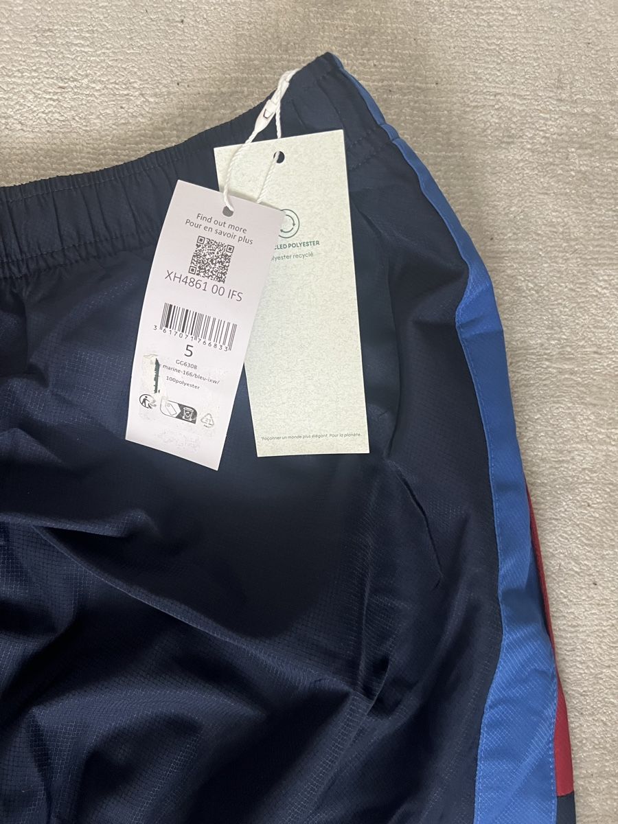 Lacoste Pantaloni: Neu Lacoste Trainerhose L – Nuovo (secondo la descrizione) da Zürich venduto da Walllstreet 2