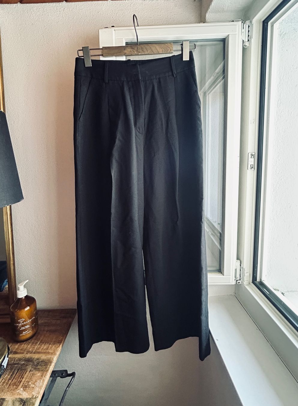 Massimo Dutti Pantaloni: Massimo Dutti Studio Wideleg Hose - Gr. S – Nuovo (secondo la descrizione) da Illnau venduto da Monkky 1