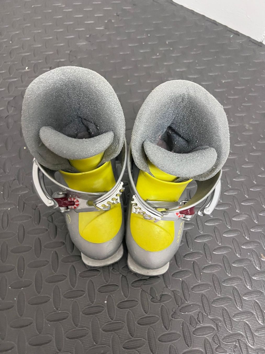 Scarpe per ragazzi: Ski Schuhe Kinder 19-19.5 - Head – Usato da Gockhausen venduto da ged_d7cp 1