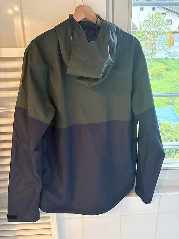 Giacche: Regenjacke Gr. M  – Usato da Malans GR venduto da Lena_8315 1