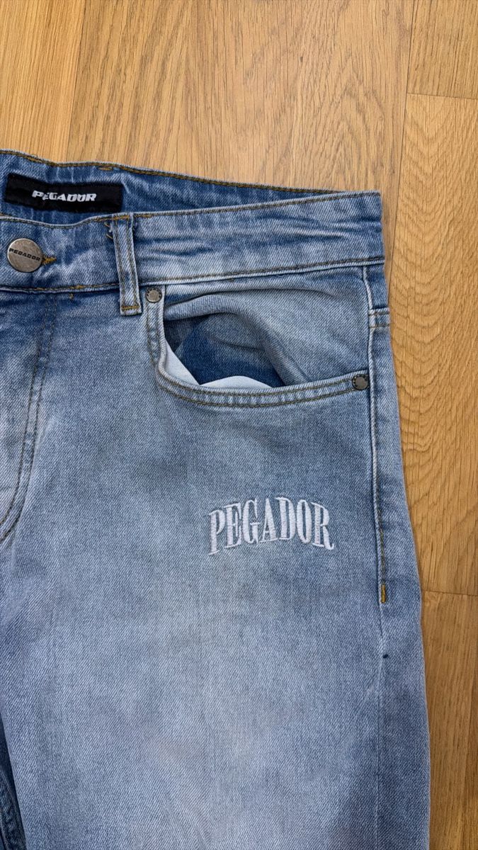 Pegador Jeans: Pegador Jeans  – Usato da Basel venduto da nicolasschneeberger 2