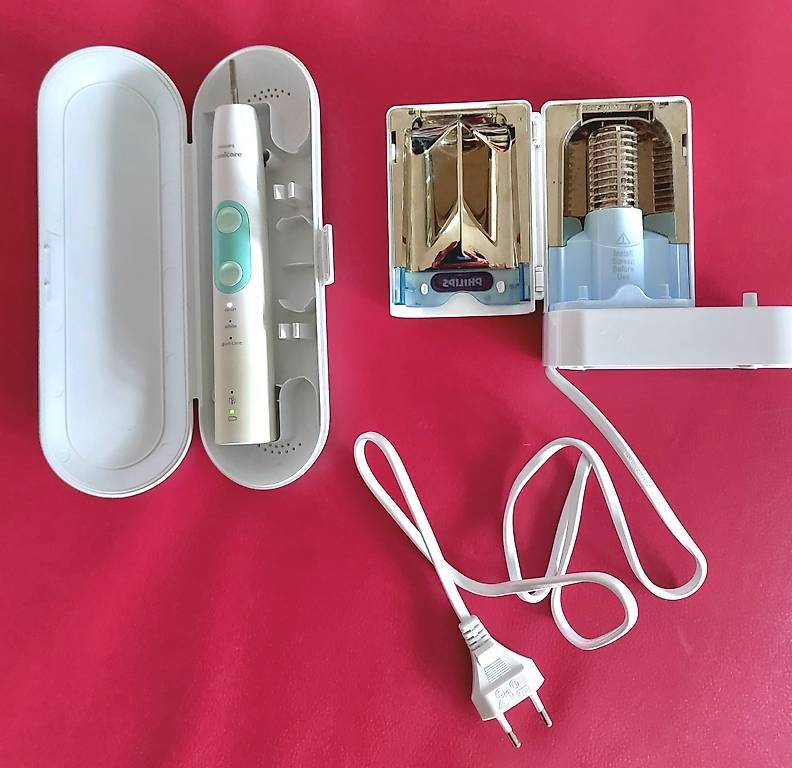 Zahnpflege: Philips Sonicare mit UV clean  – Gebraucht aus Rorschacherberg von jo08 4