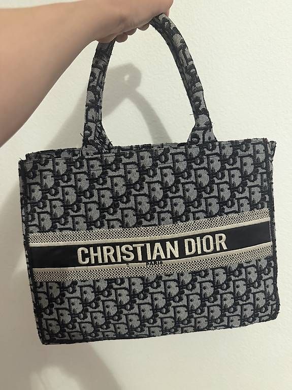 Sacs femmes: Christian dior Tasche  – D'occasion à Fribourg par qen_sj87